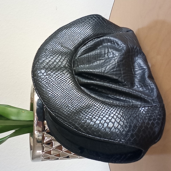 Sylvia Cee Clutch - Faux Leathered Patchwork. - Picture 5 of 10